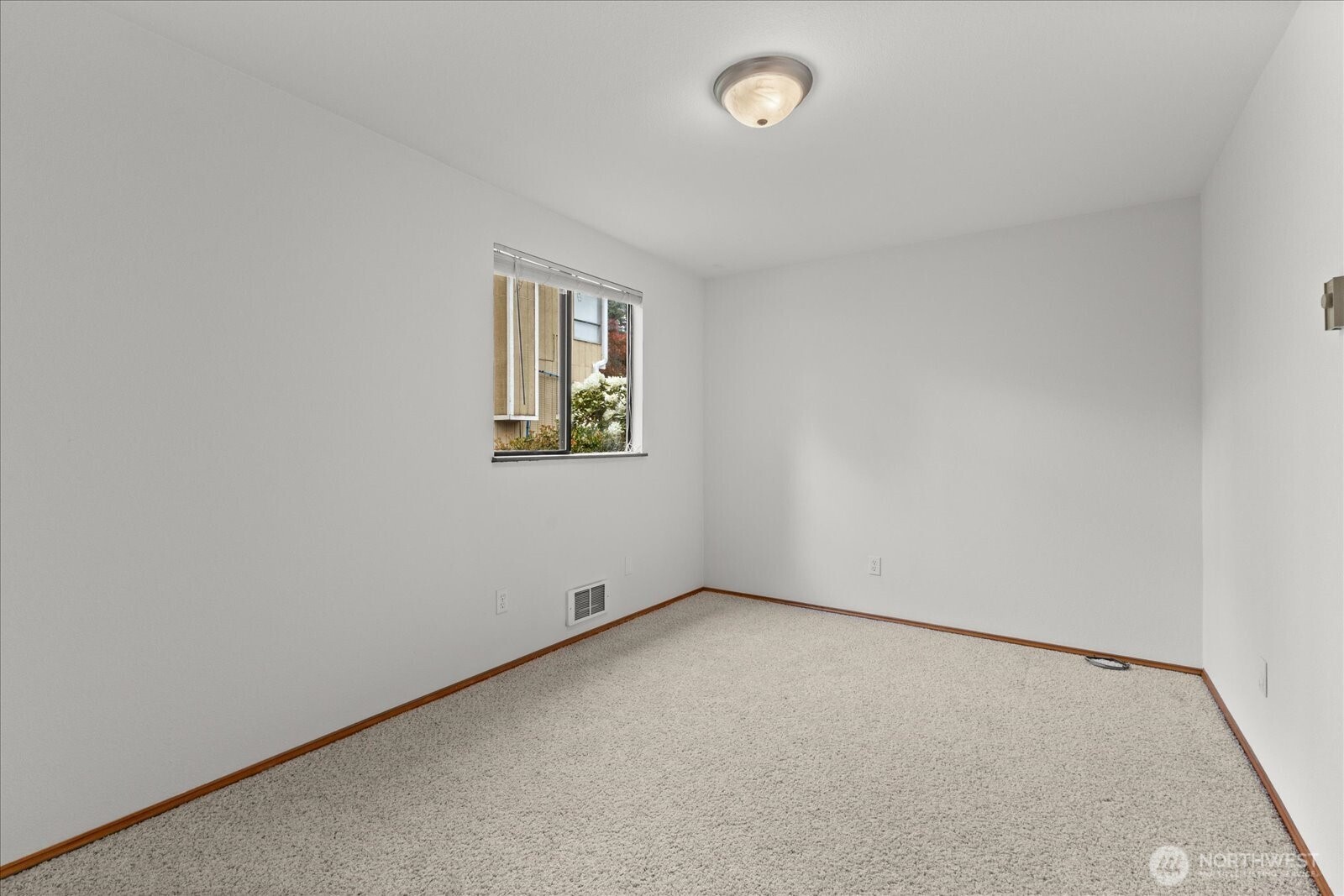 21653 SE 268th Street , Maple Valley, WA 98038