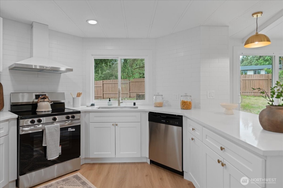 7410 Old Military Road #1A, Bremerton, WA 98311