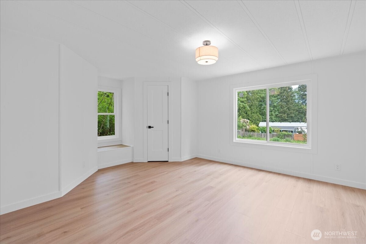 7410 Old Military Road #1A, Bremerton, WA 98311