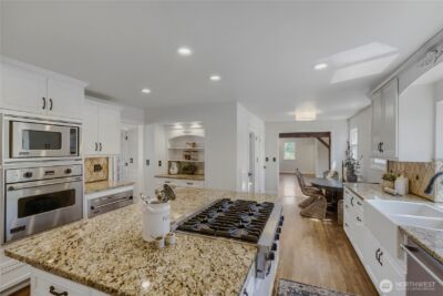 16066 NE Inglewood Road , Kenmore, WA 98028 - Photo 18