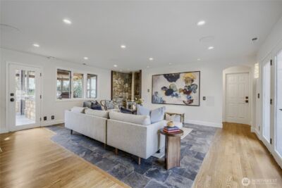 16066 NE Inglewood Road , Kenmore, WA 98028 - Photo 20