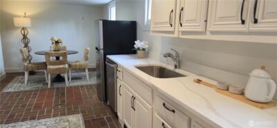 16066 NE Inglewood Road , Kenmore, WA 98028 - Photo 31