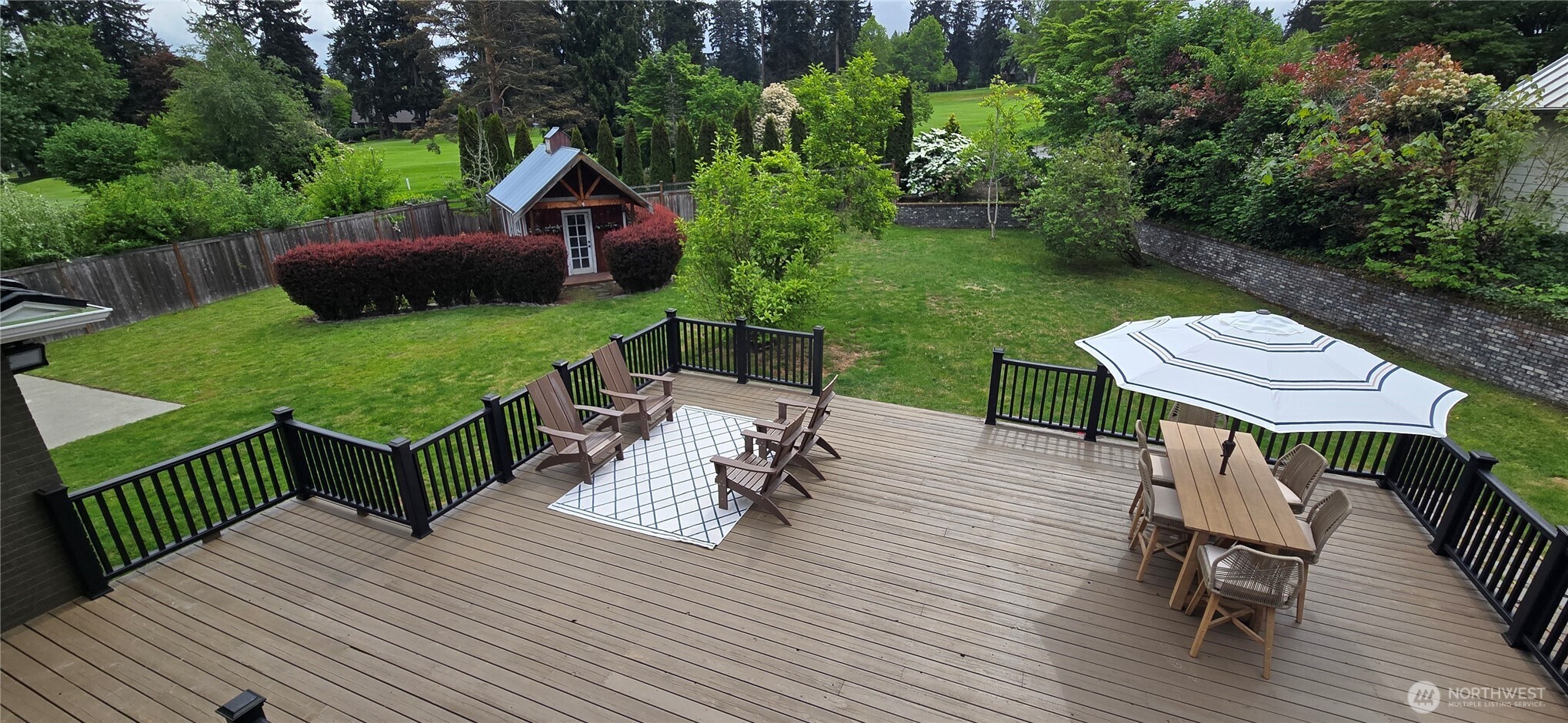 16066 NE Inglewood Road , Kenmore, WA 98028
