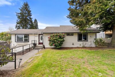 16411 10th Avenue SW, Burien, WA 98166 - Photo 2