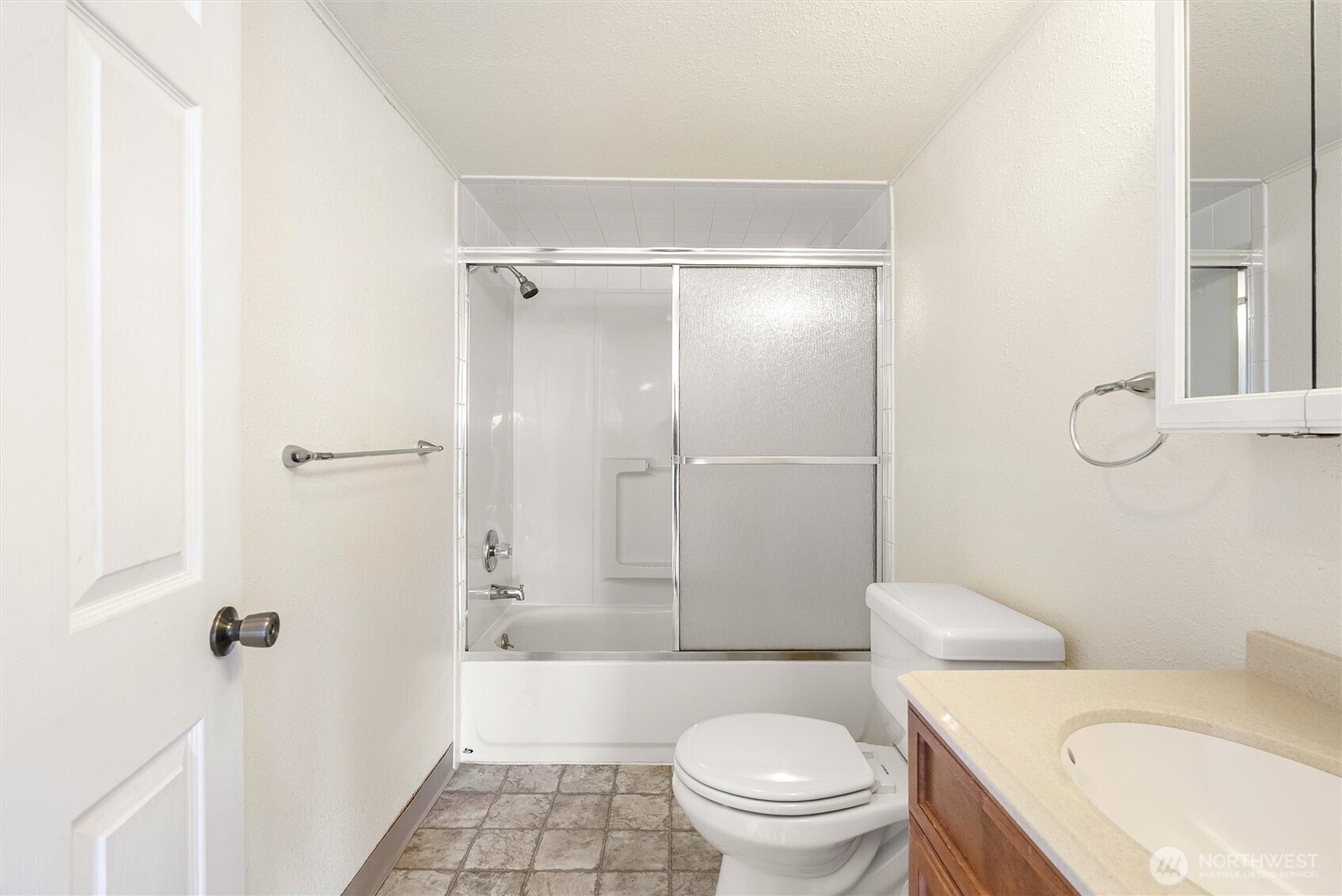 16411 10th Avenue SW, Burien, WA 98166