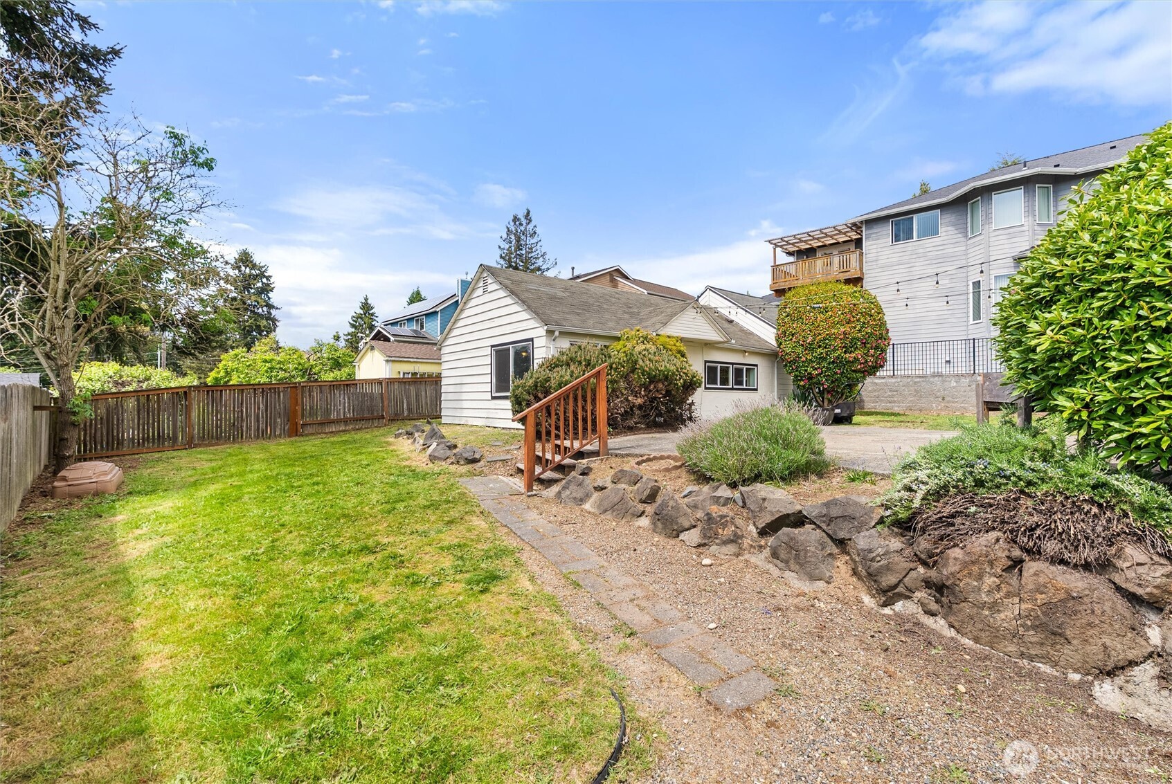16411 10th Avenue SW, Burien, WA 98166