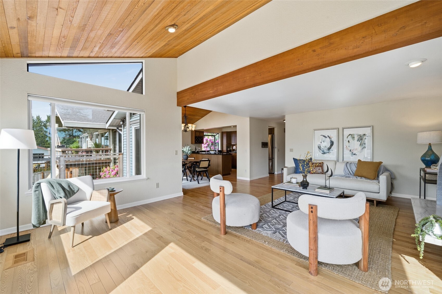 4019 52nd Place SW, Seattle, WA 98116