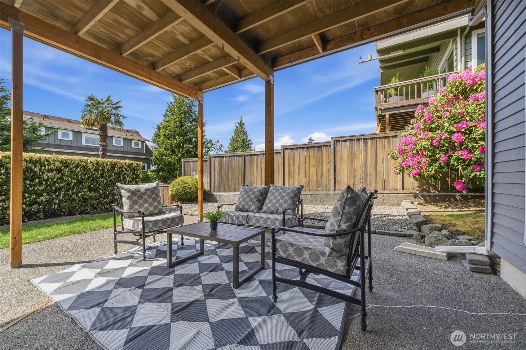 4019 52nd Place SW, Seattle, WA 98116