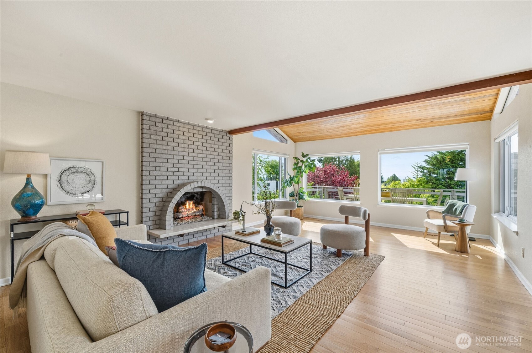 4019 52nd Place SW, Seattle, WA 98116