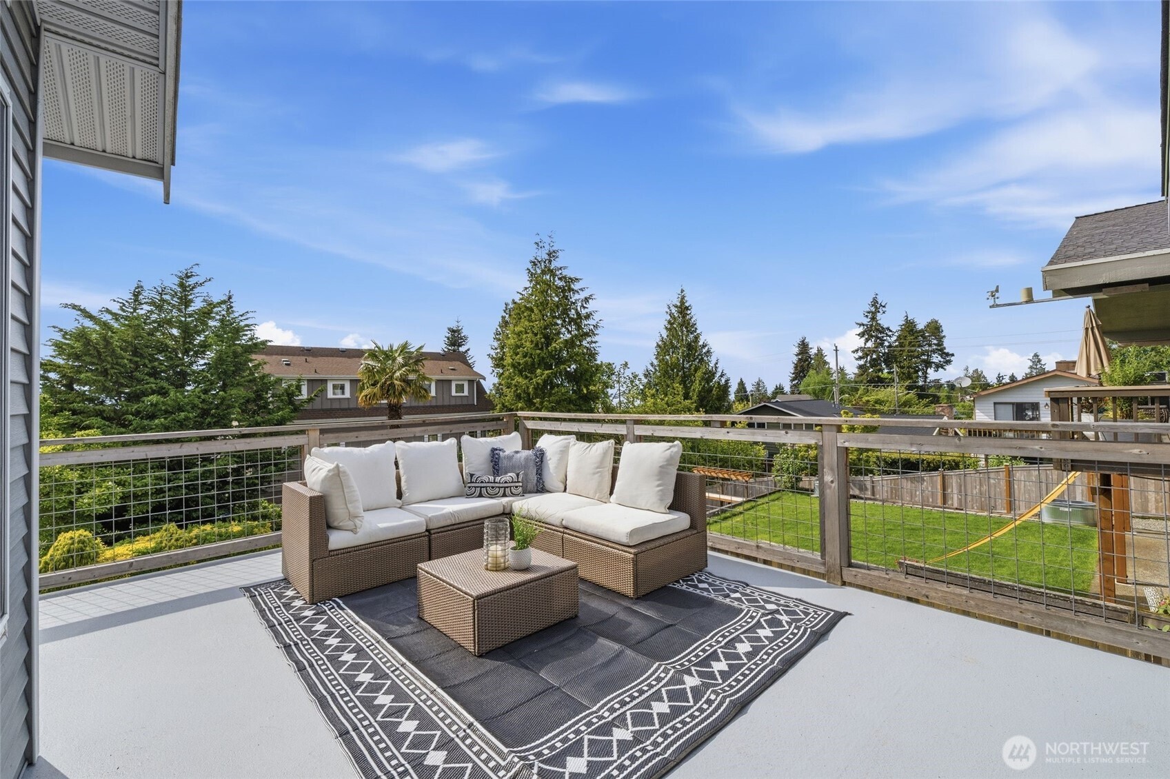 4019 52nd Place SW, Seattle, WA 98116