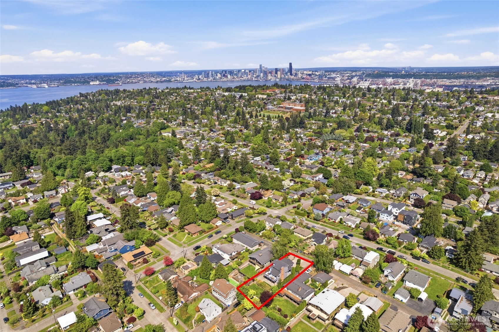 4019 52nd Place SW, Seattle, WA 98116