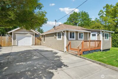 9810 NE 3rd Street , Vancouver, WA 98664