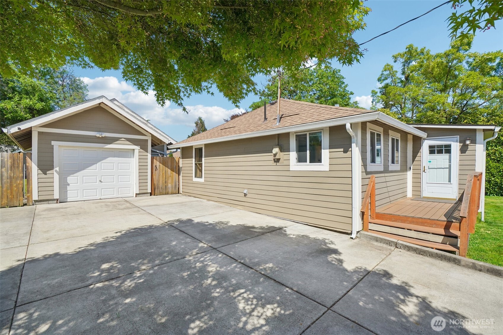 9810 NE 3rd Street , Vancouver, WA 98664