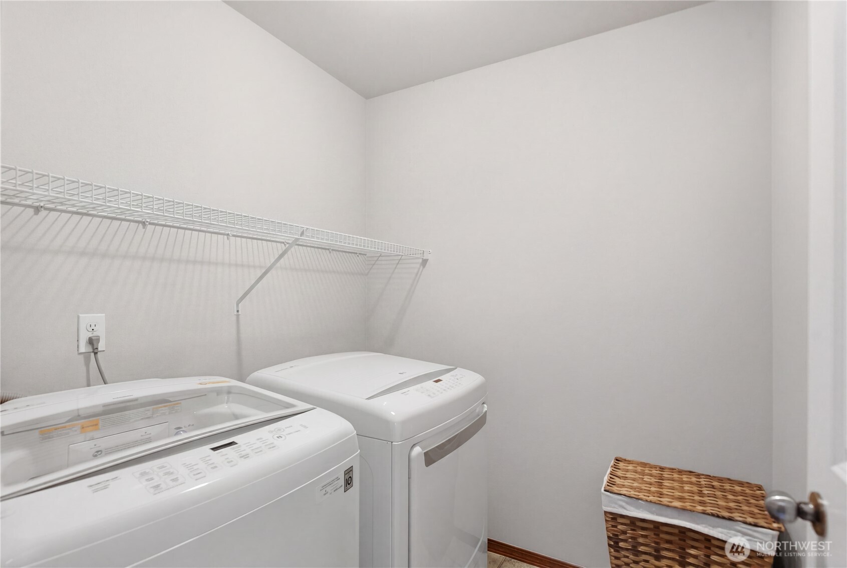 1047 215th Place SE, Bothell, WA 98021