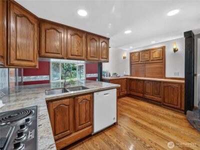 3306 217th Place SE, Sammamish, WA 98075 - Photo 10
