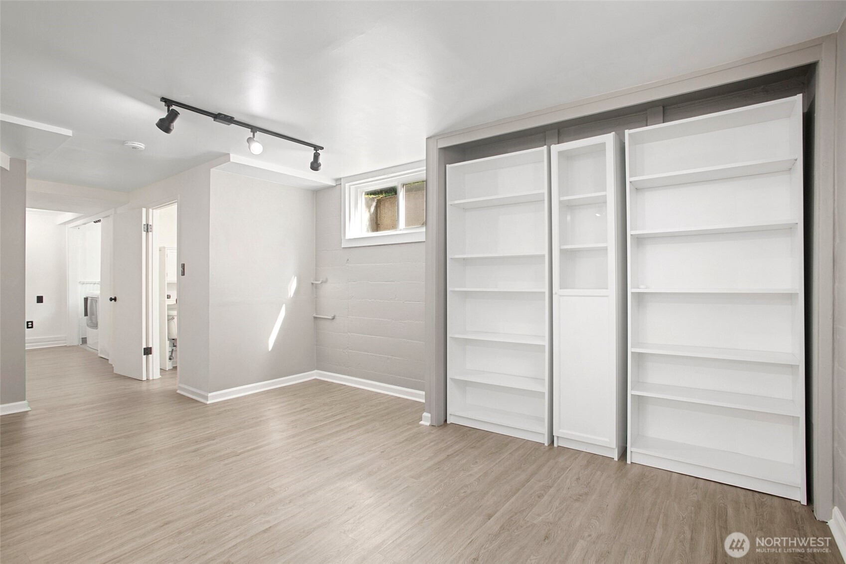 2503 S Edmunds Street , Seattle, WA 98108