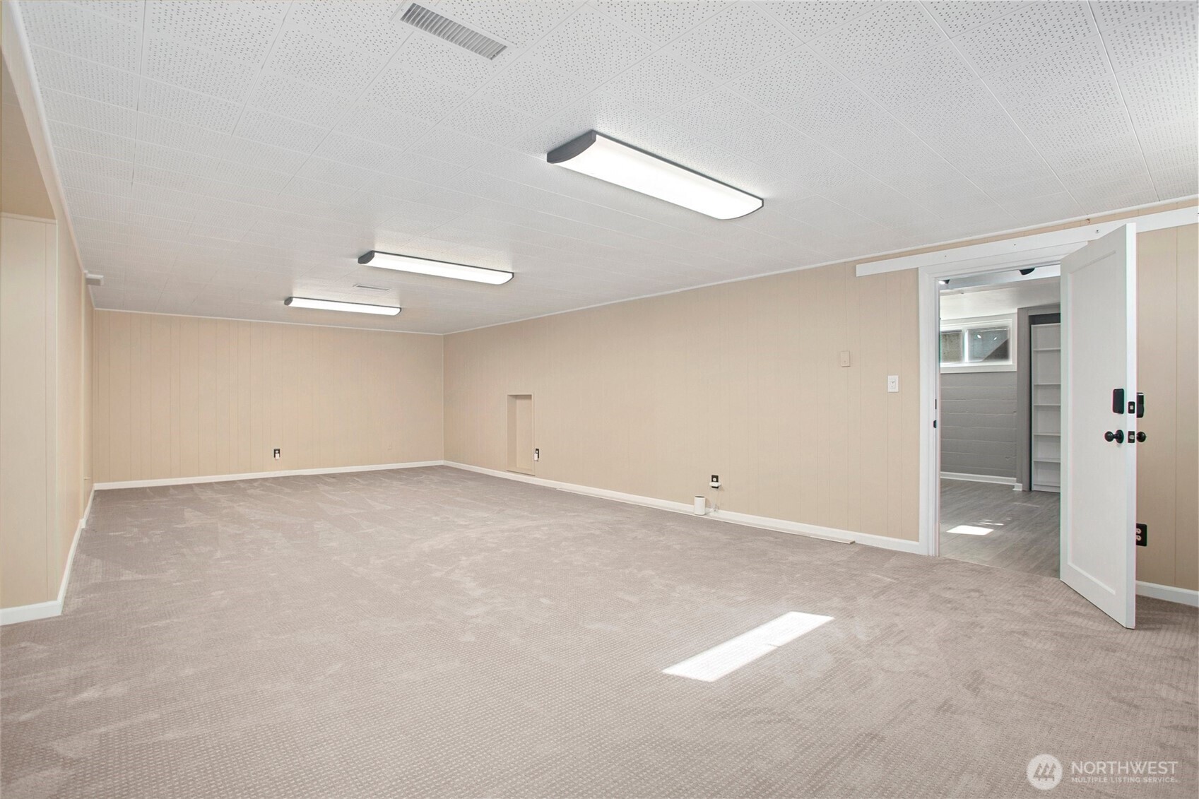 2503 S Edmunds Street , Seattle, WA 98108