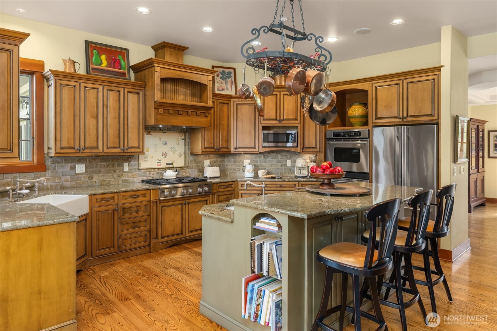 22783 Tranquility Place NE, Kingston, WA 98346