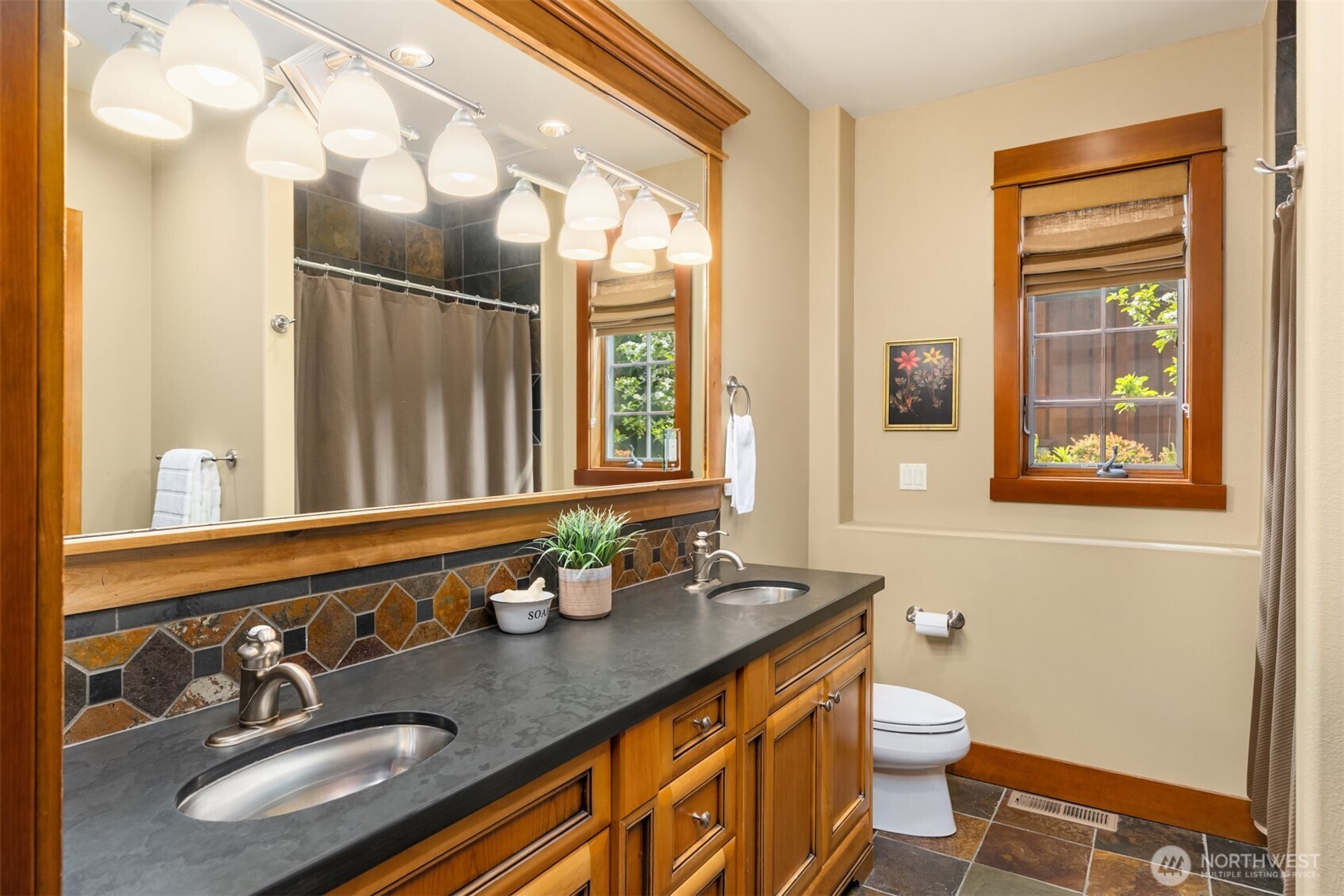 22783 Tranquility Place NE, Kingston, WA 98346