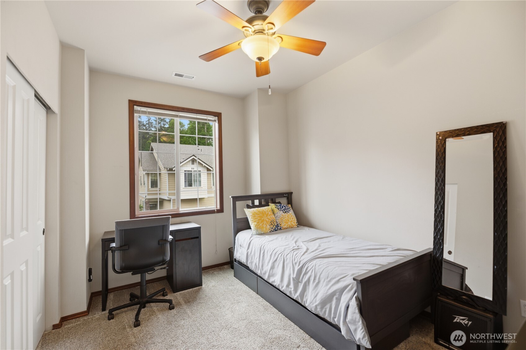1047 215th Place SE, Bothell, WA 98021