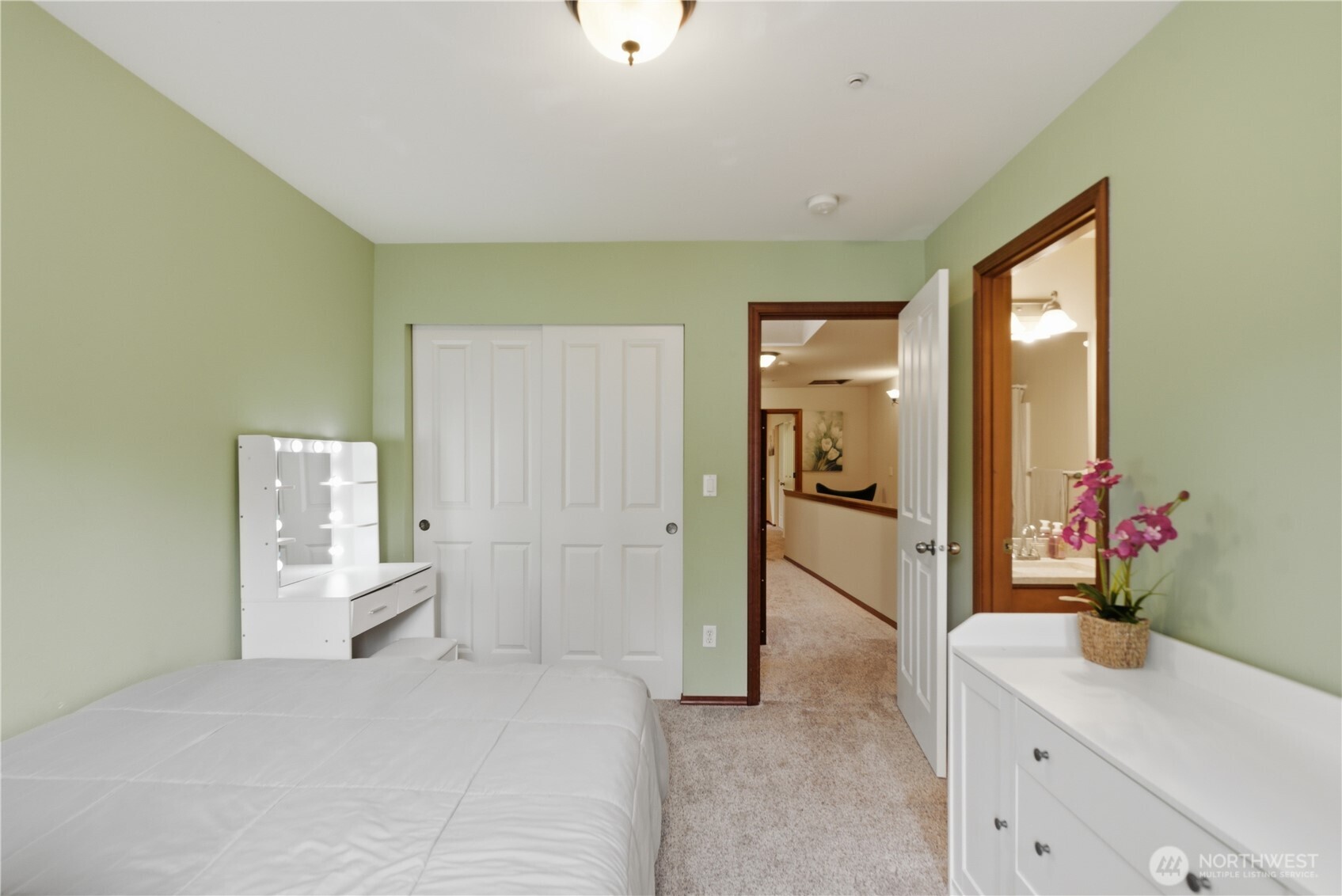 1047 215th Place SE, Bothell, WA 98021