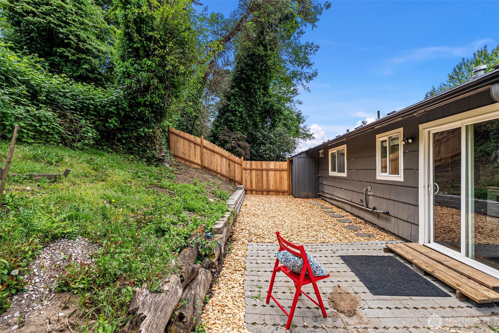 3226 Halverson Avenue , Bremerton, WA 98310