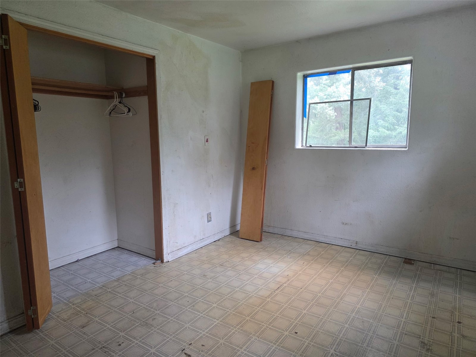 33 Old West Curlew Lake Road , Republic, WA 99166