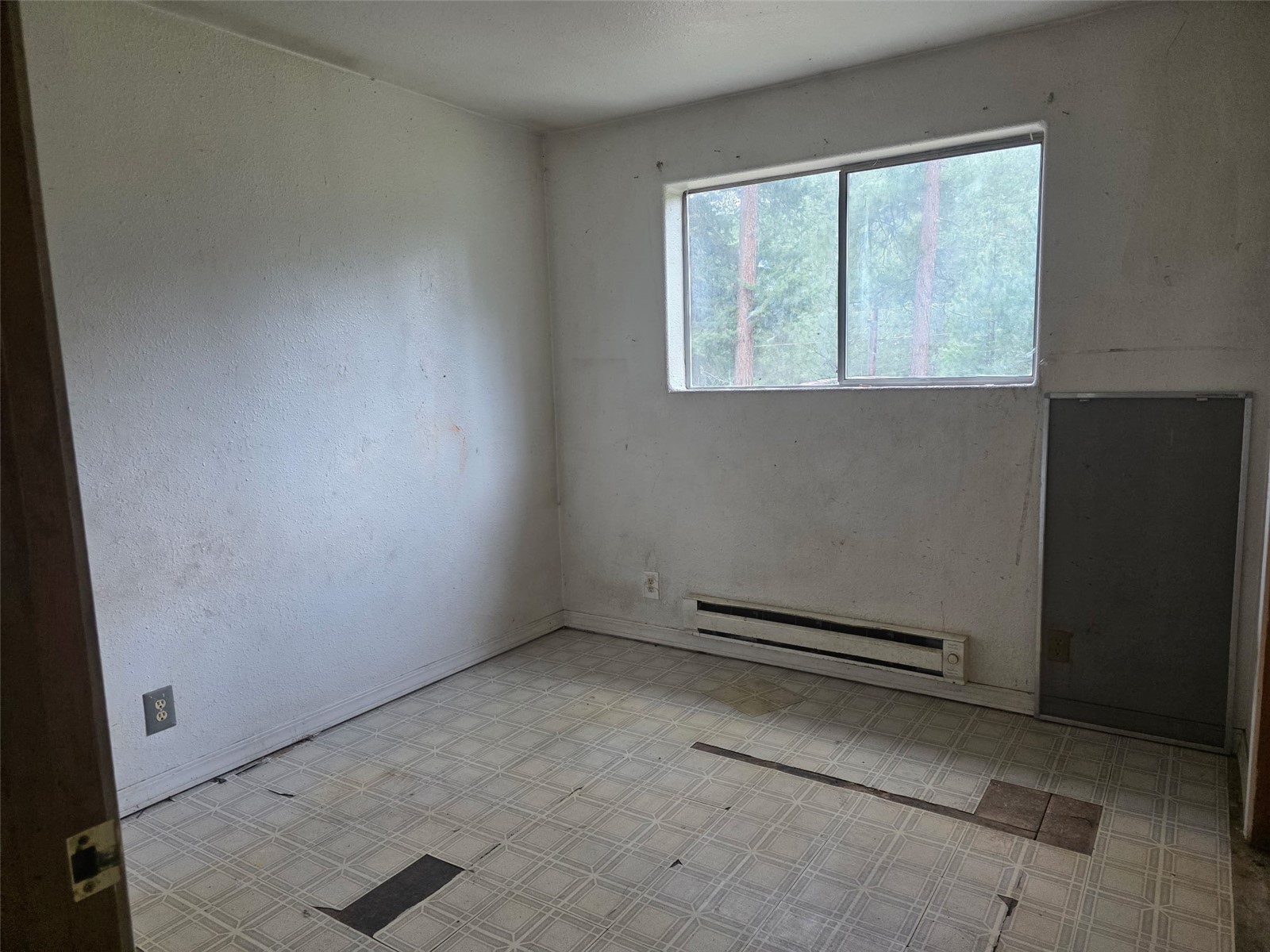 33 Old West Curlew Lake Road , Republic, WA 99166