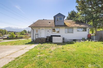 905 W 11th Street , Port Angeles, WA 98363 - Photo 29