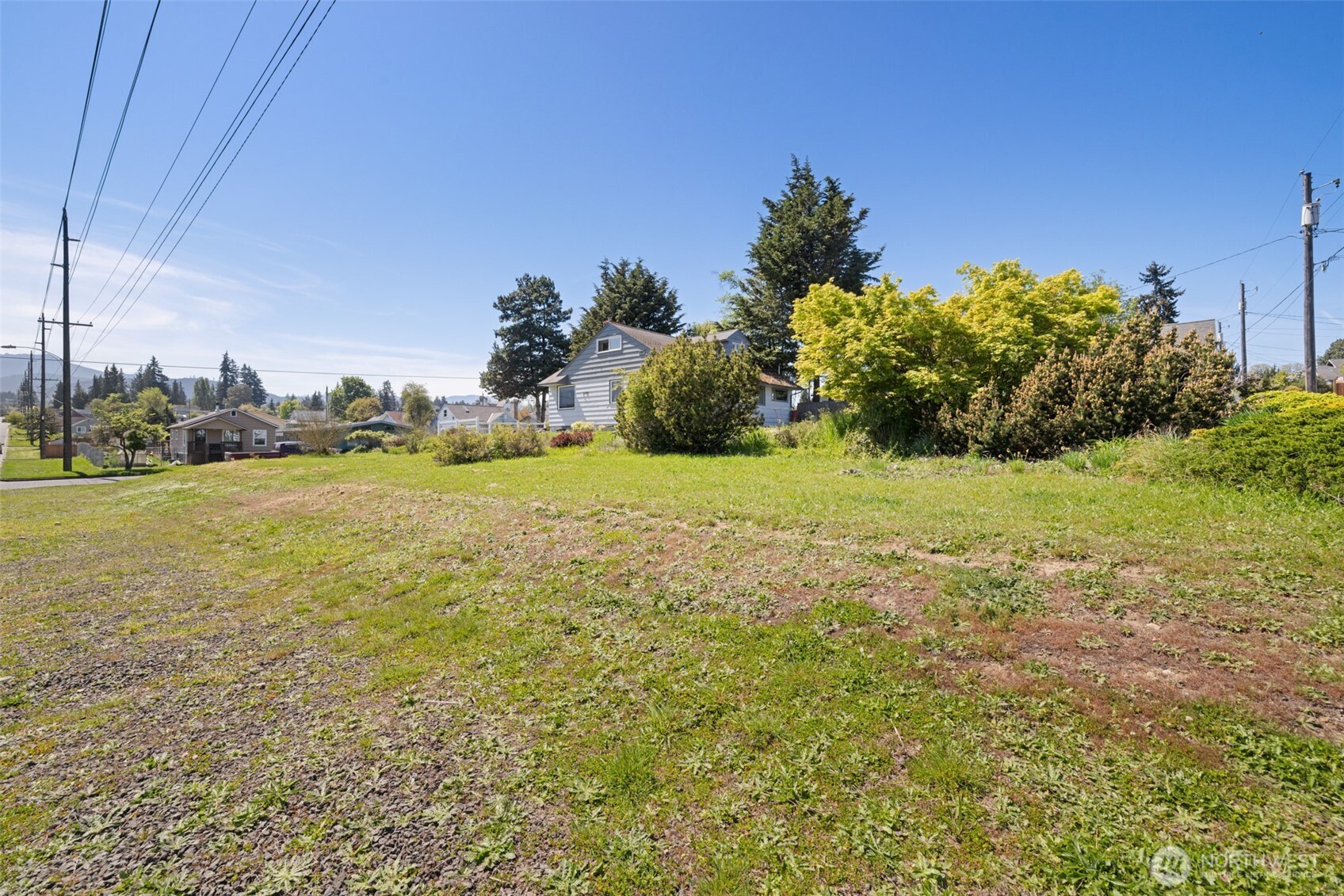 905 W 11th Street , Port Angeles, WA 98363