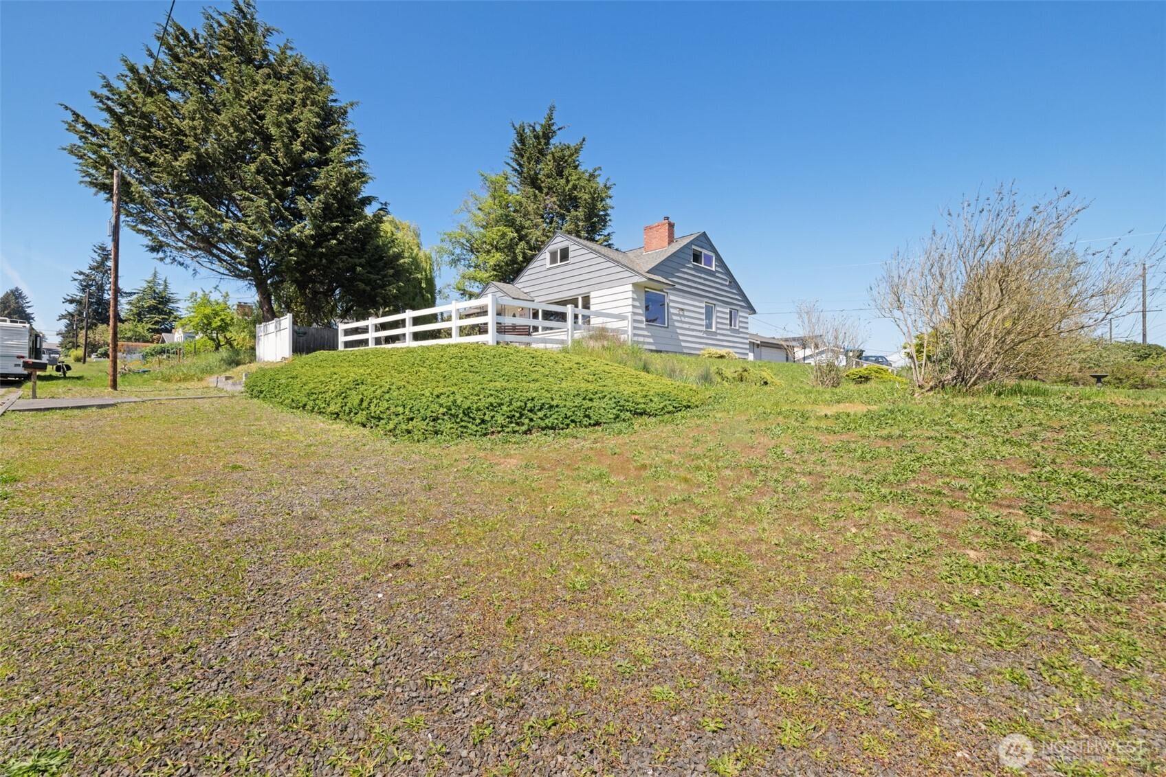 905 W 11th Street , Port Angeles, WA 98363