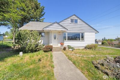 905 W 11th Street , Port Angeles, WA 98363 - Photo 38