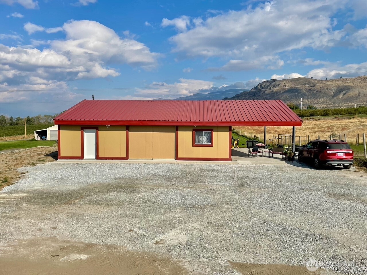 136 Eastlake Road , Oroville, WA 98844