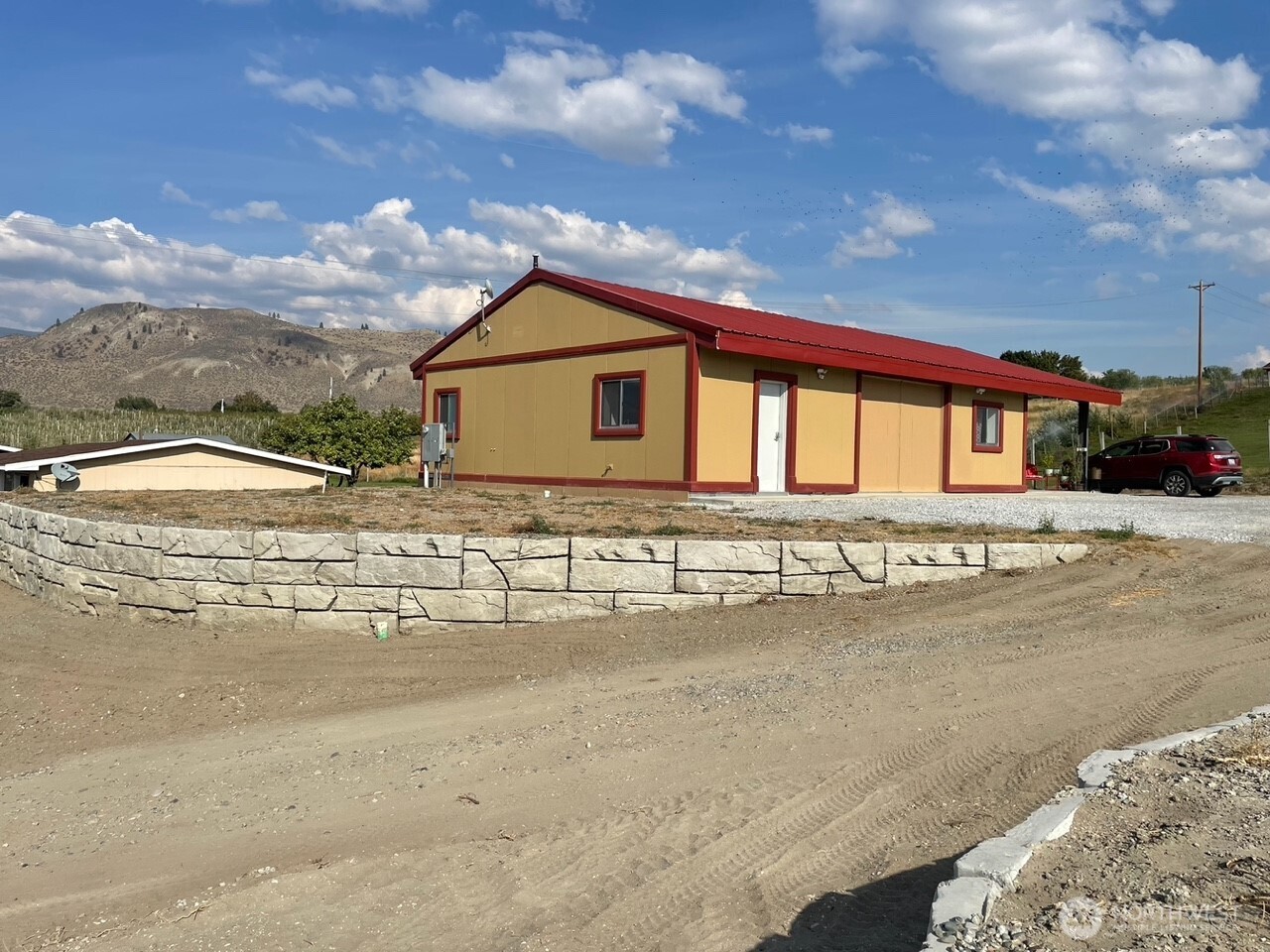 136 Eastlake Road , Oroville, WA 98844