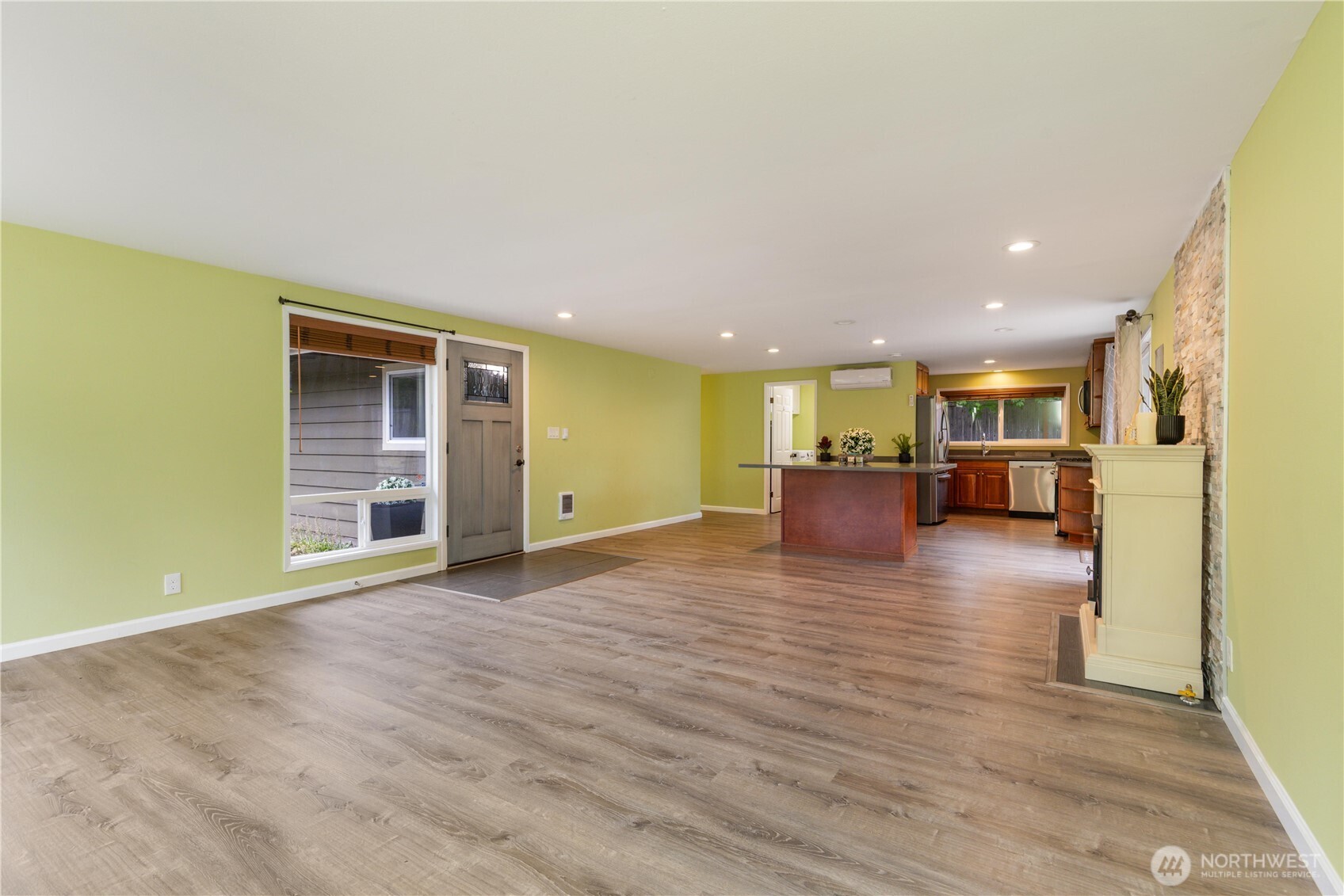 1520 143rd Avenue SE #98007, Bellevue, WA 98007