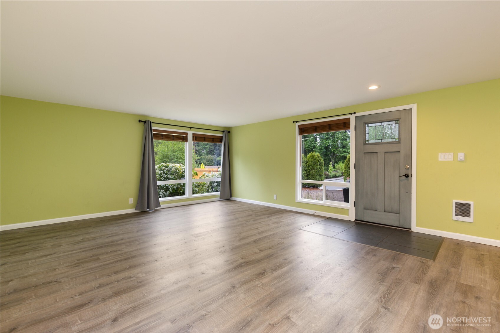 1520 143rd Avenue SE #98007, Bellevue, WA 98007