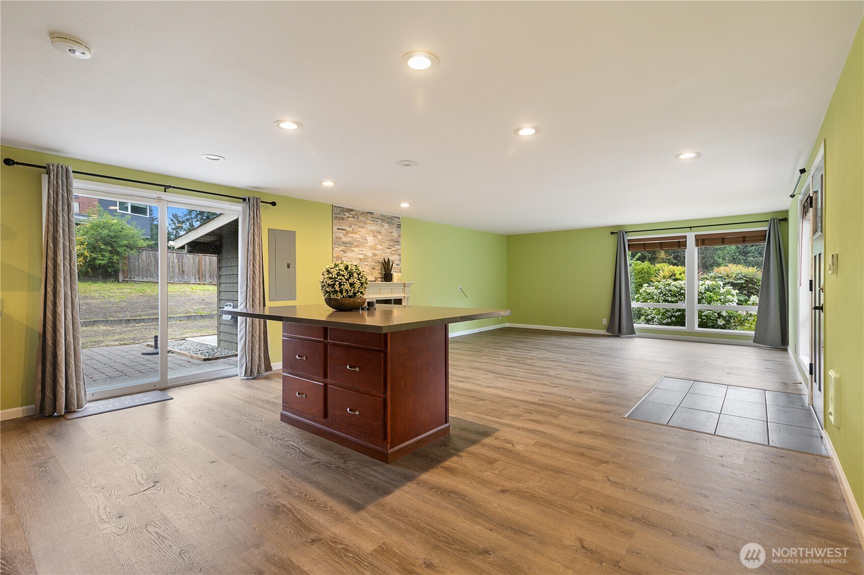 1520 143rd Avenue SE #98007, Bellevue, WA 98007