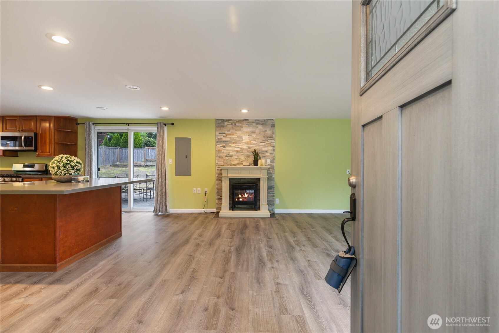 1520 143rd Avenue SE #98007, Bellevue, WA 98007