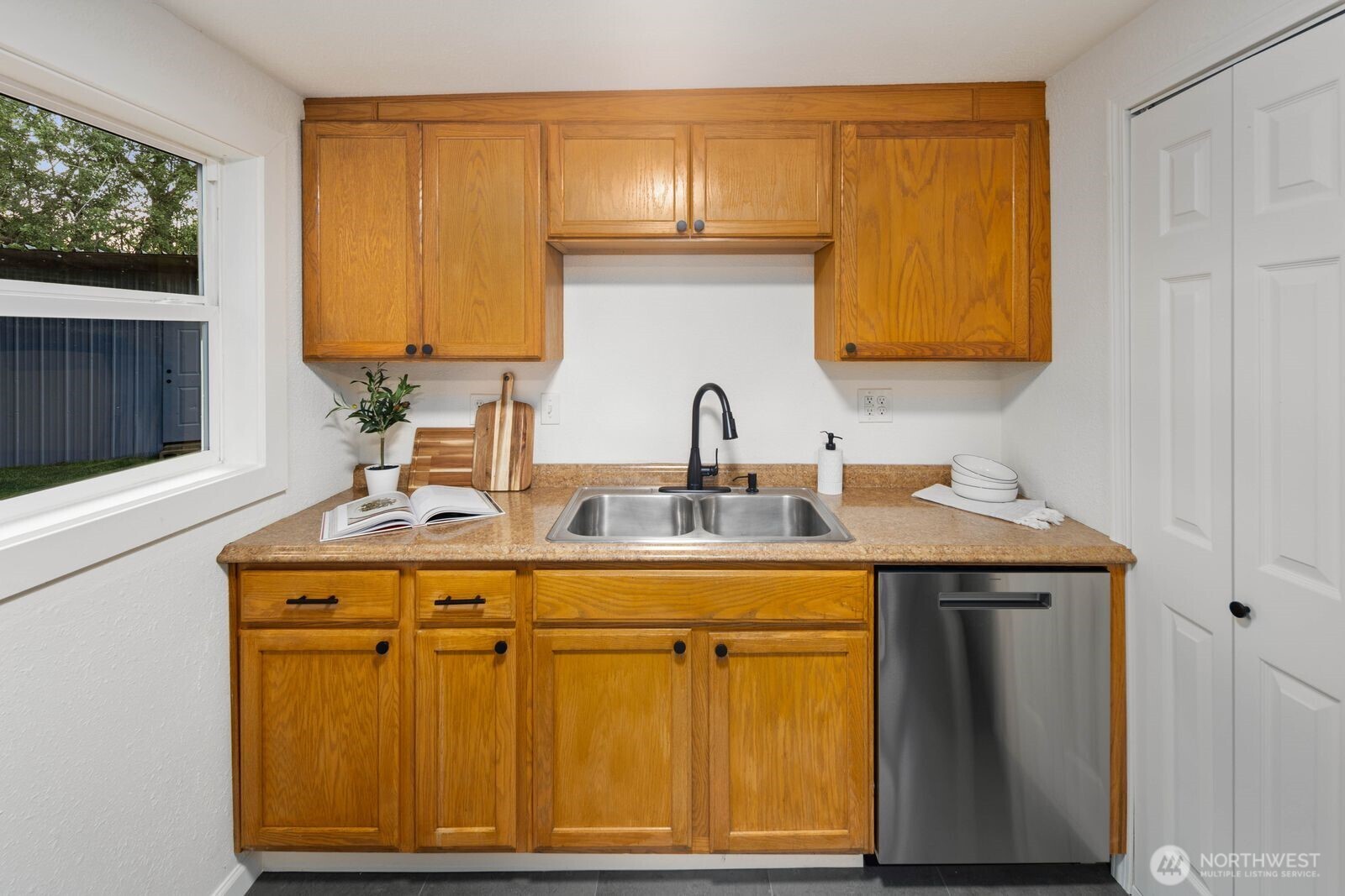 5002 S Trafton Street , Tacoma, WA 98409-7144