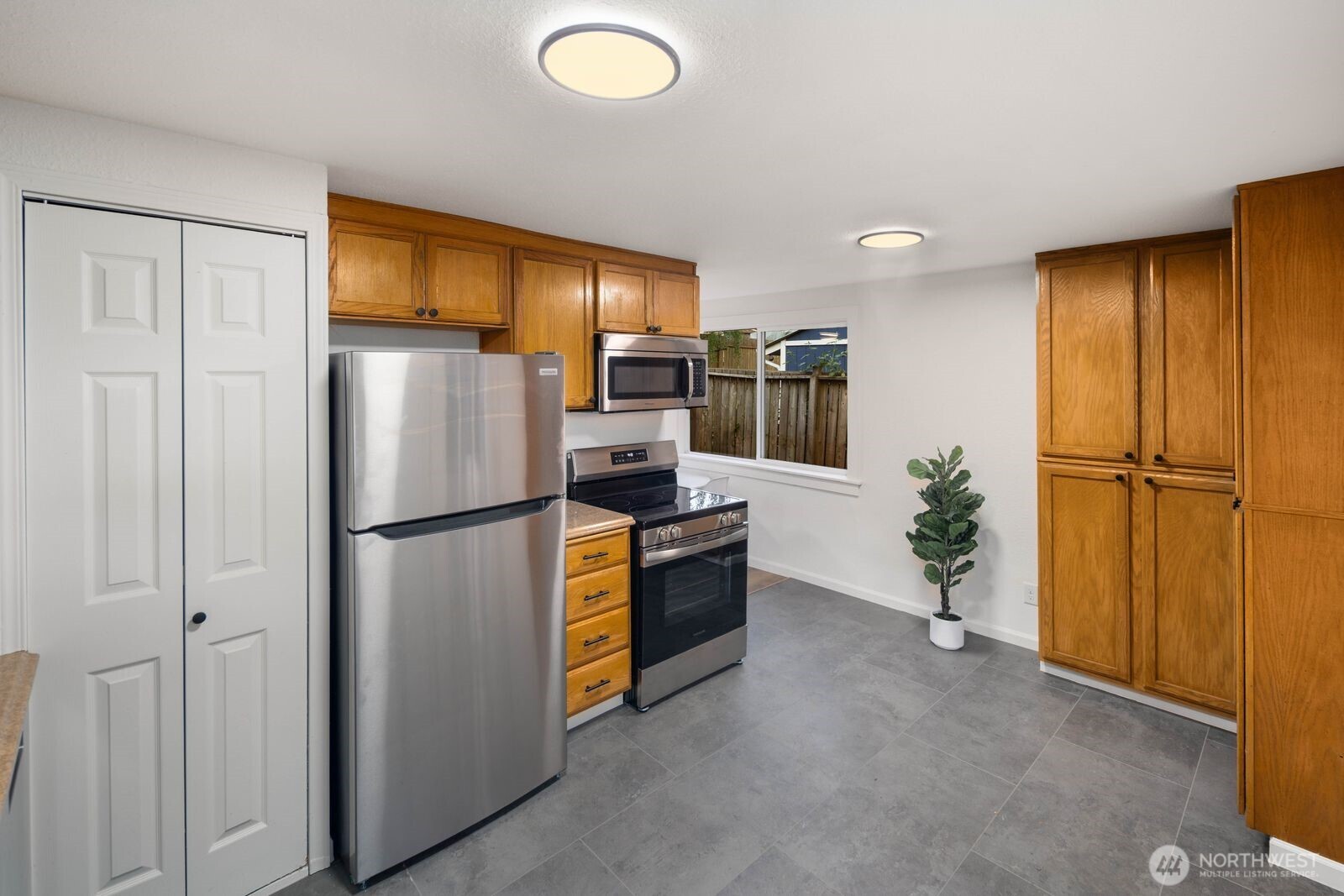 5002 S Trafton Street , Tacoma, WA 98409-7144