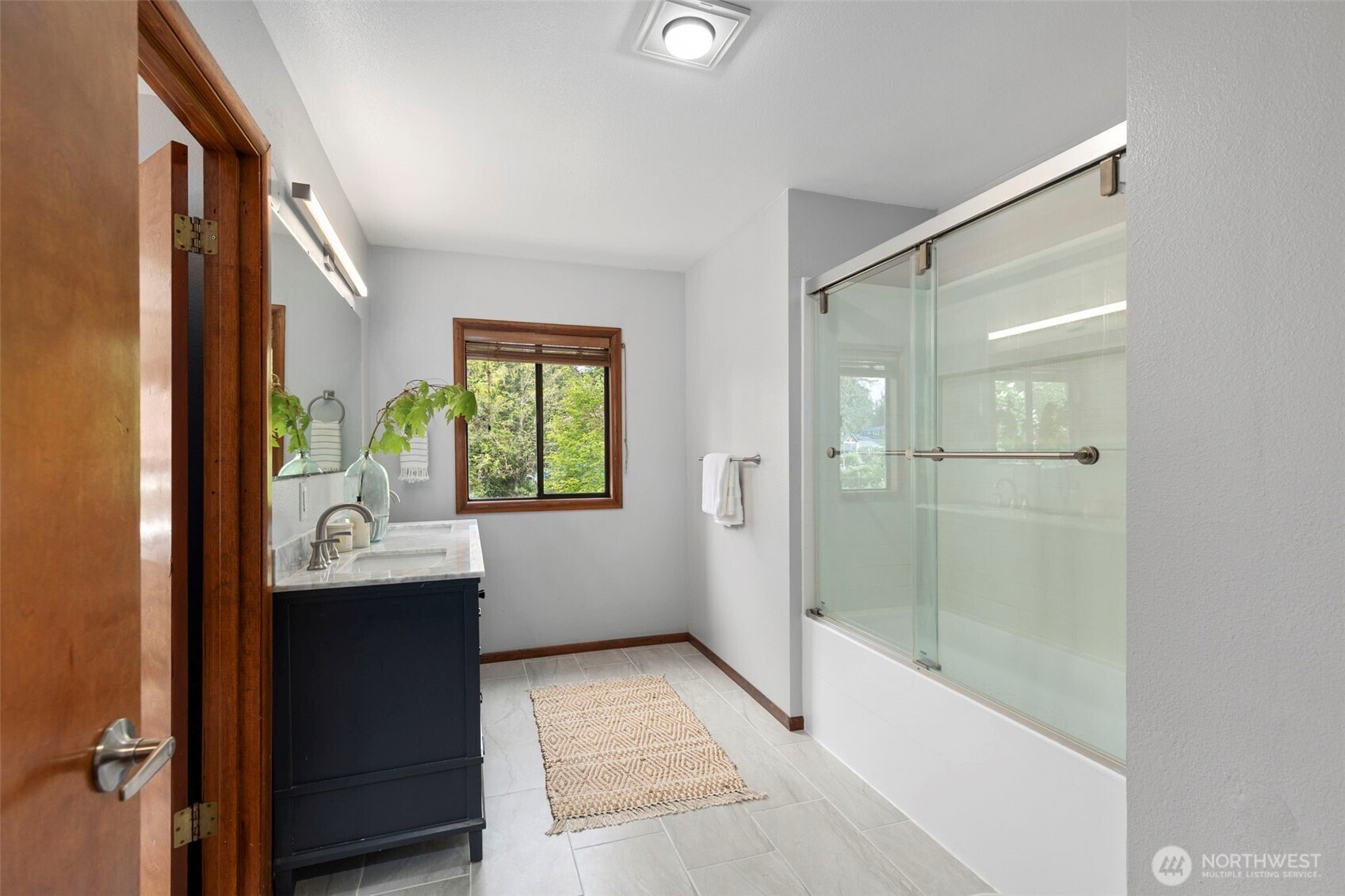 26120 220th Avenue SE, Maple Valley, WA 98038