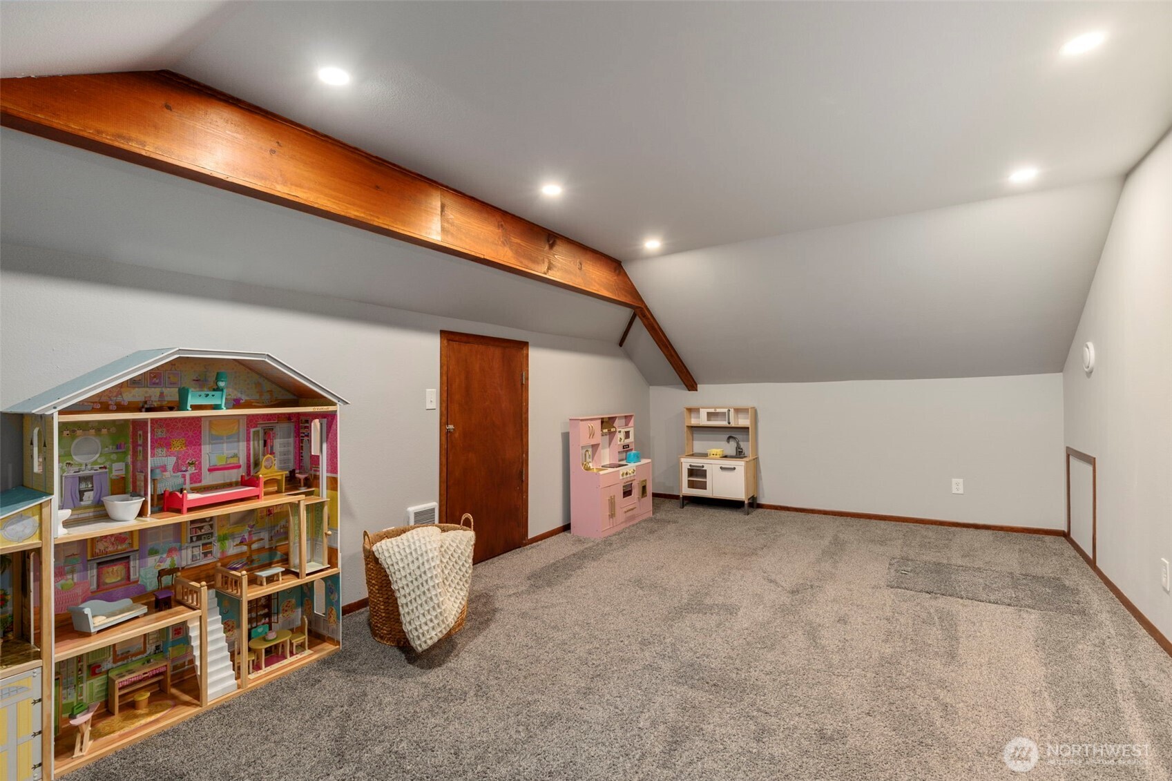 26120 220th Avenue SE, Maple Valley, WA 98038