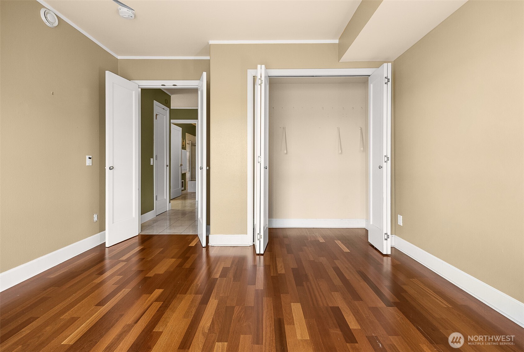 6401 Lake WA Blvd NE #308, Kirkland, WA 98033
