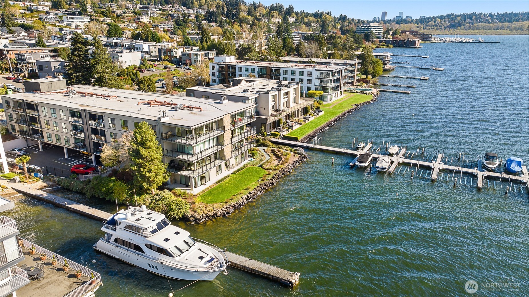 6401 Lake WA Blvd NE #308, Kirkland, WA 98033