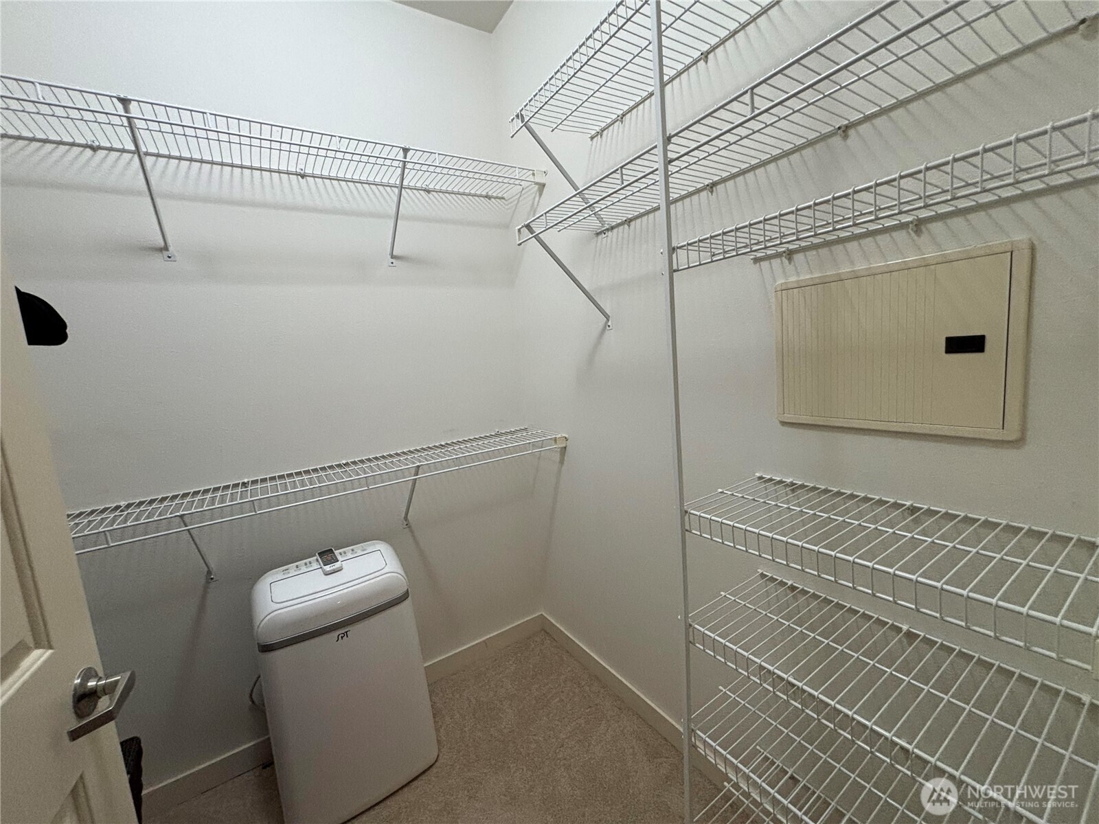16275 NE 85th Street #414, Redmond, WA 98052
