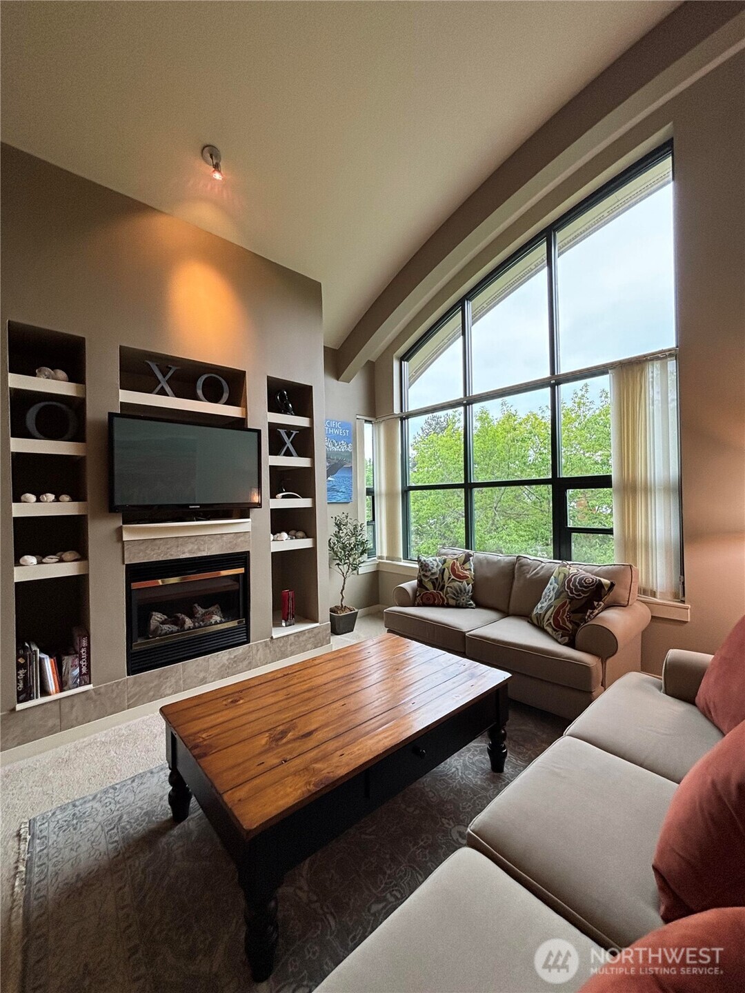 16275 NE 85th Street #414, Redmond, WA 98052