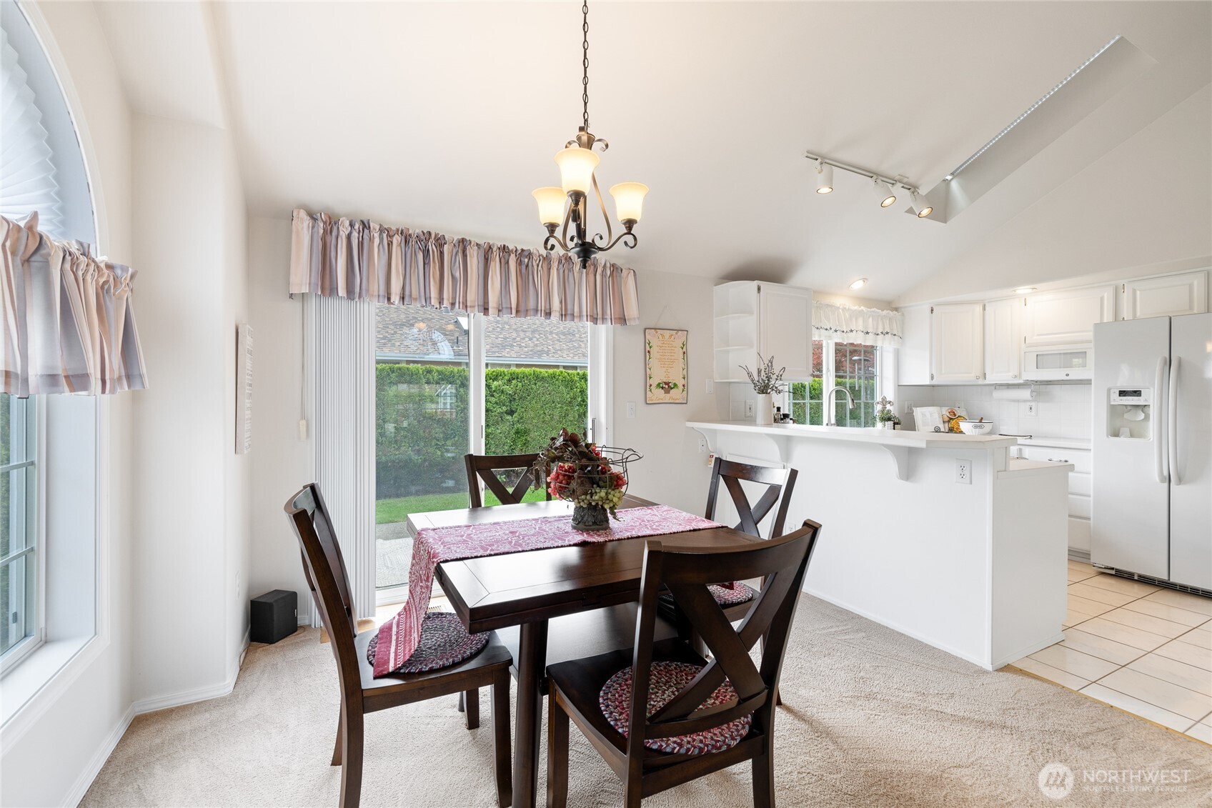 34 Lakewood Oaks Drive SW, Lakewood, WA 98499