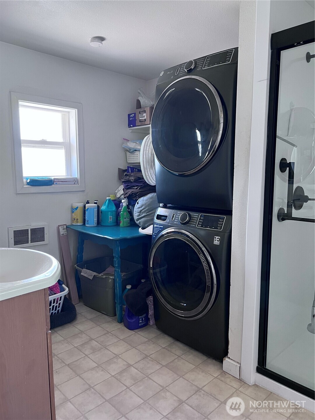 616 4th Street , Oroville, WA 98844