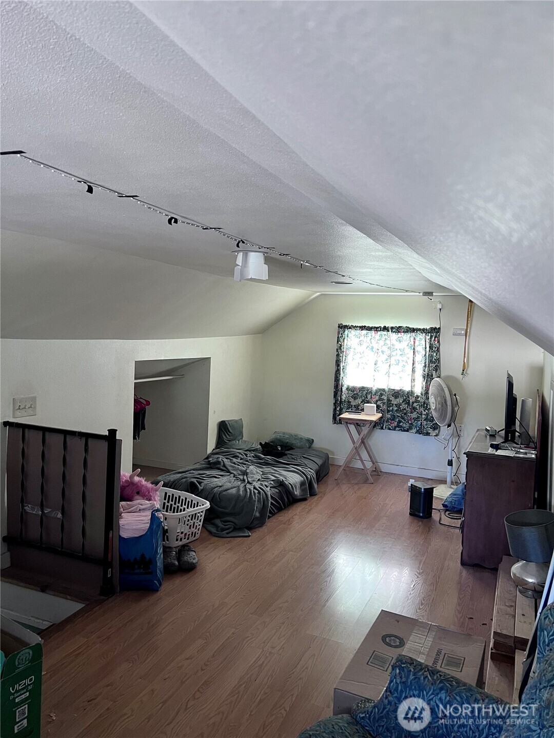 616 4th Street , Oroville, WA 98844