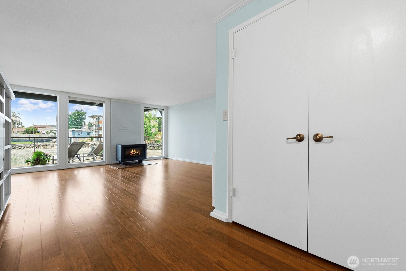3717 Beach Drive SW #113, Seattle, WA 98116